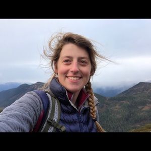 Meet your Posher, Alyssa